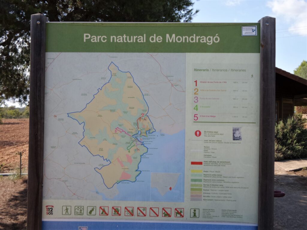 sign in Mondrago Natural Park