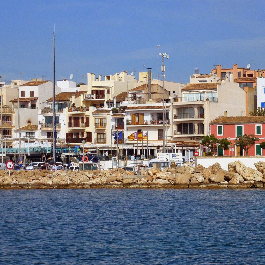 buildings in porto petro