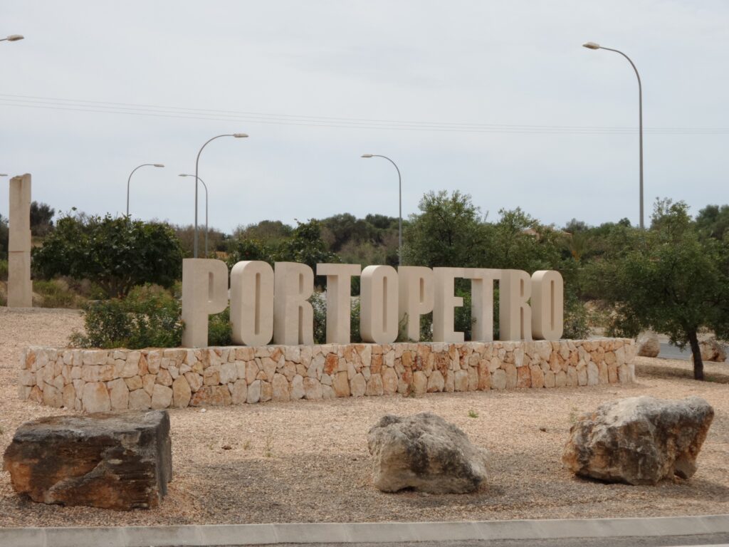 Porto Petro sign