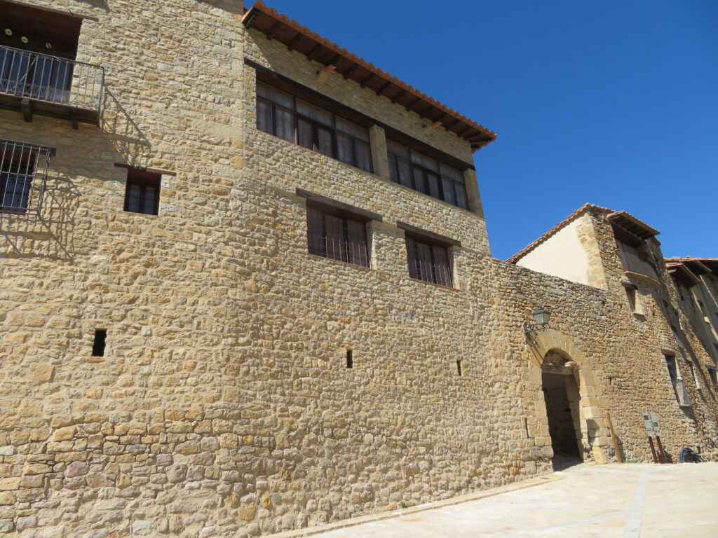 villa amurallada