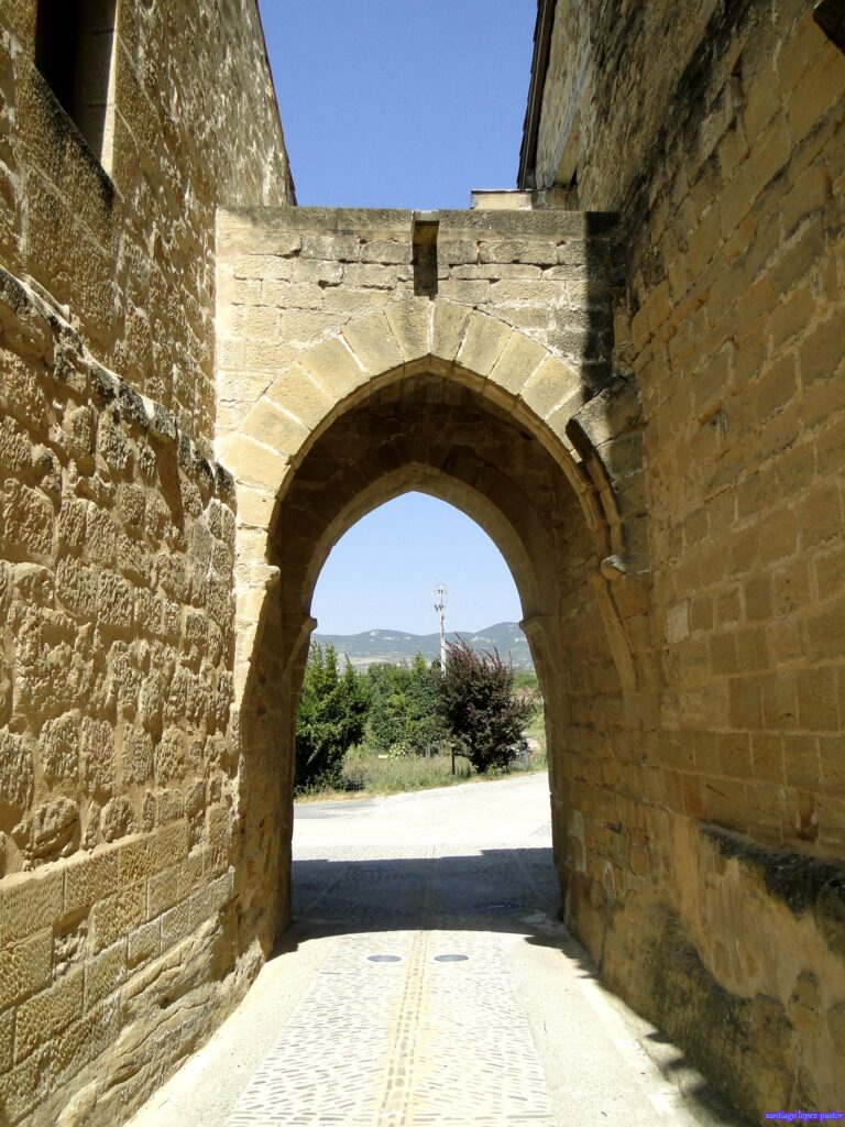 arch in Sajazarra