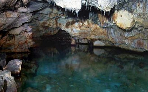 Cova de s’Aigo cala blanca