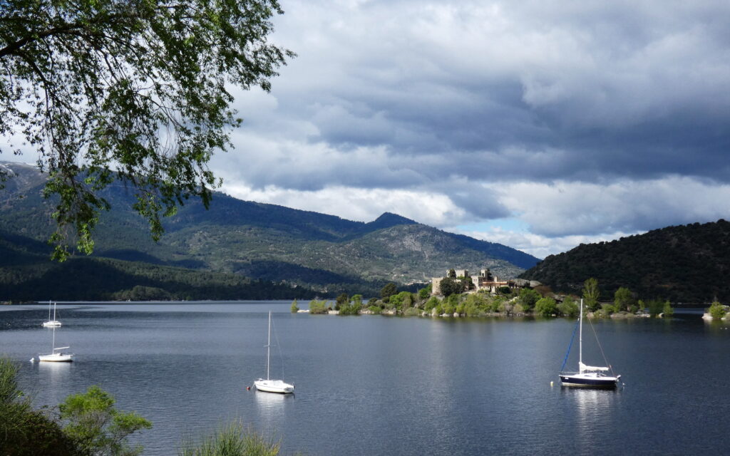 El Burguillo Reservoir