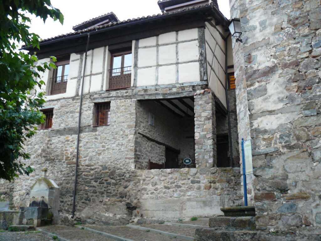 villoslada de cameros house