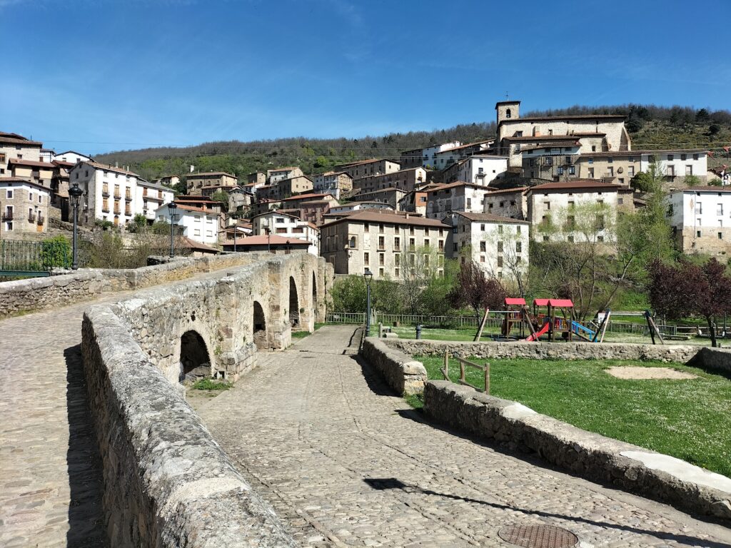 villoslada de cameros bridge
