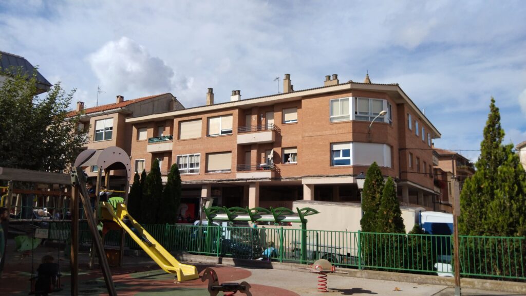 parque infantil alberite