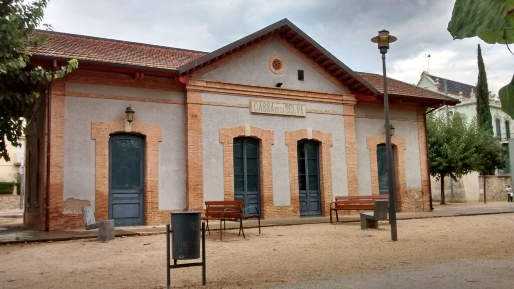 estacion de tren cassa de la selva