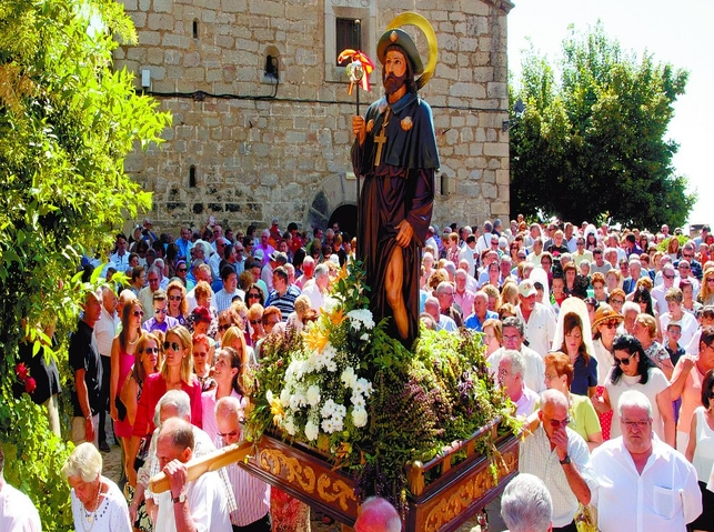 fiestas de san roque piedralaves