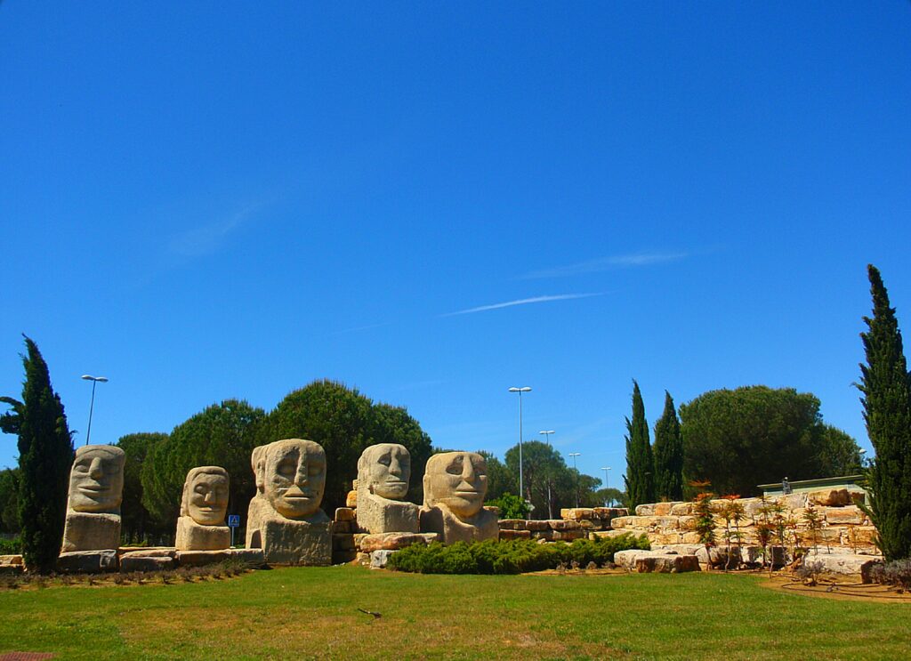 sculptures in the monacilla