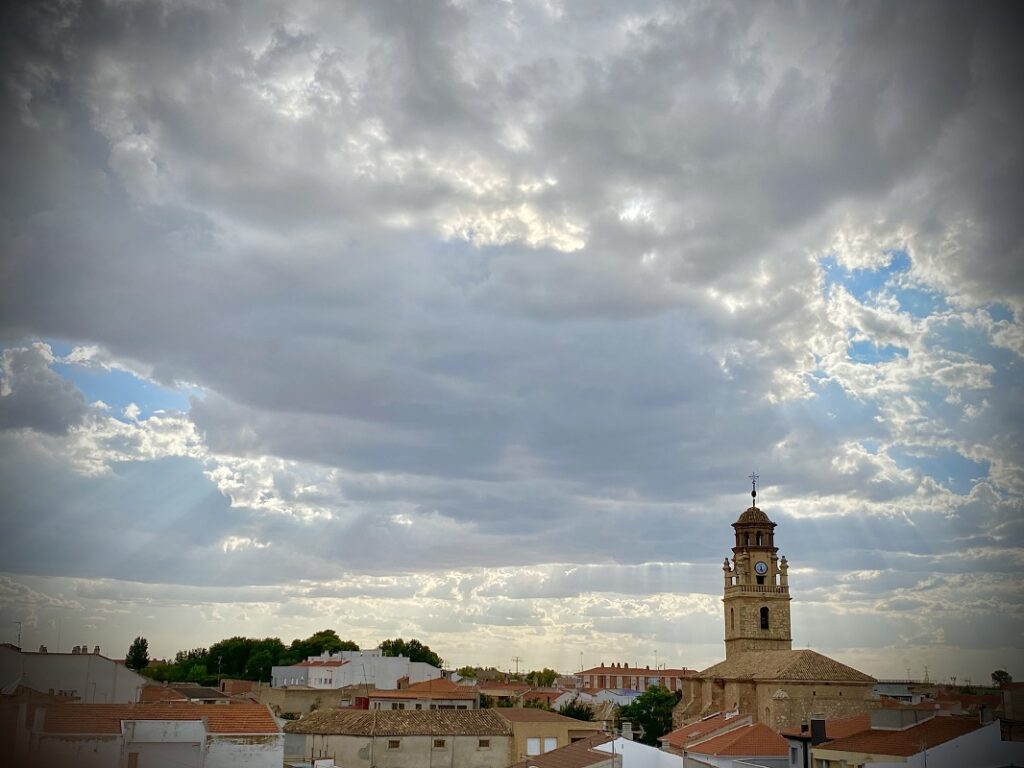 cielo nublado en la gineta