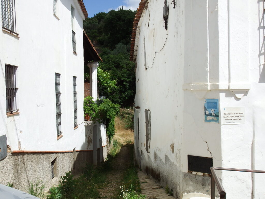 hiking trail in Galaroza