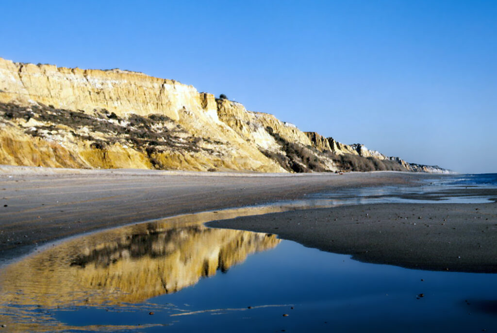 Torre del Loro Beach