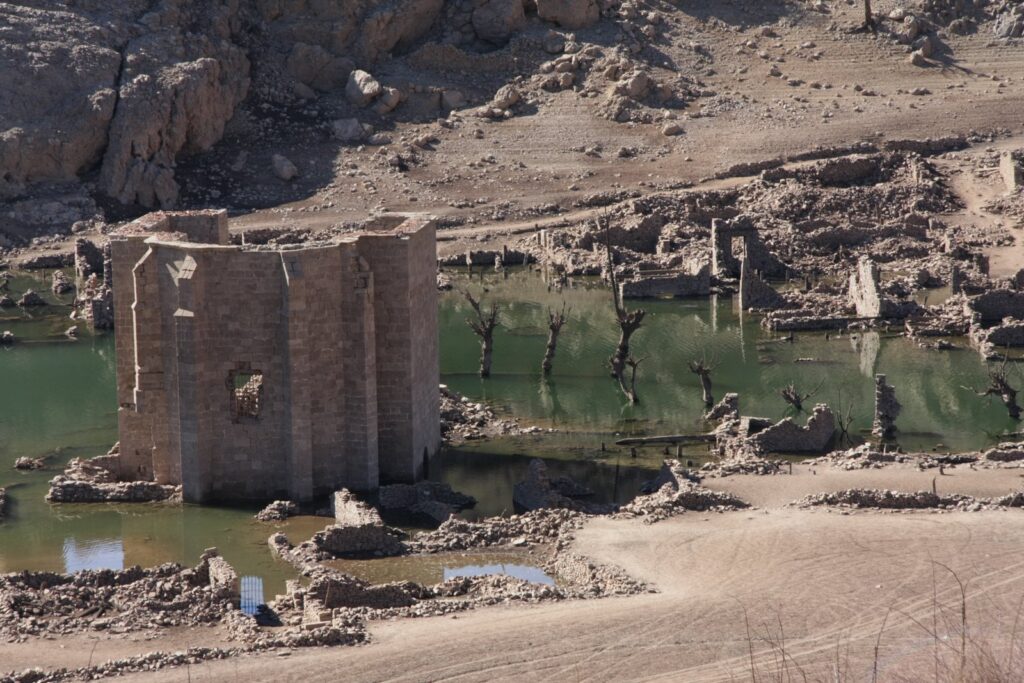 ruined structures in the El Rasillo reservoir