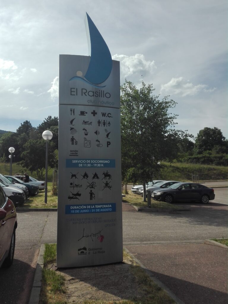 sign at the El Rasillo reservoir