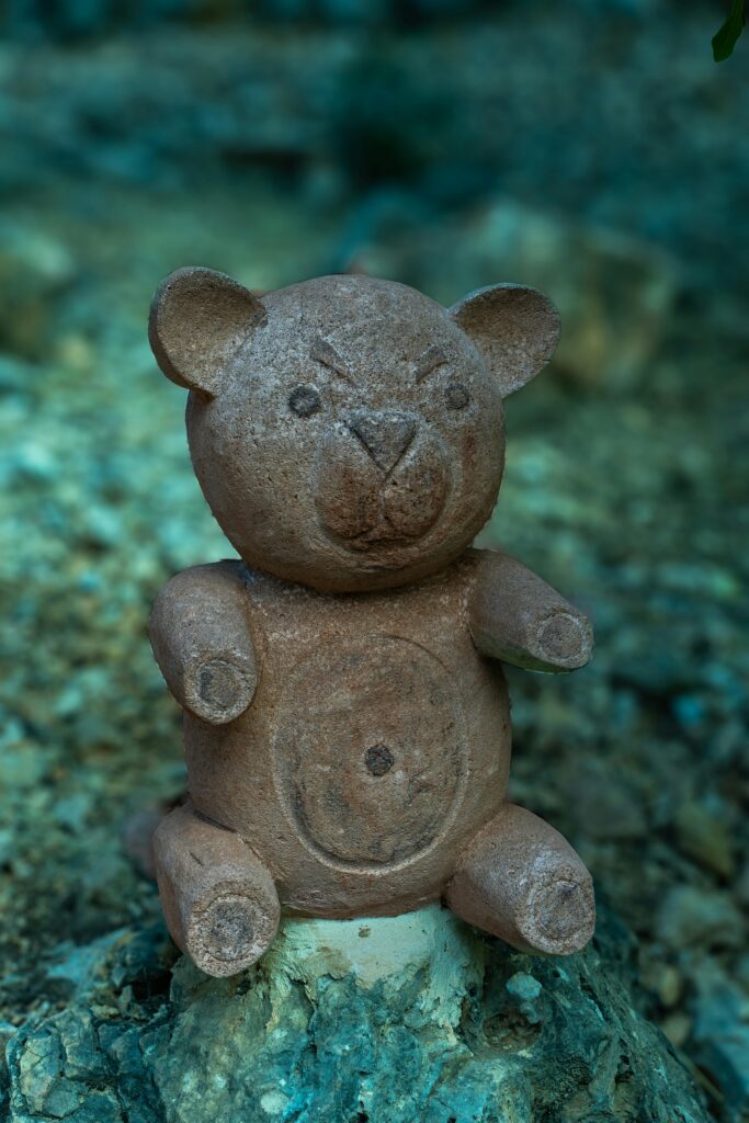 bogarra bear sculpture