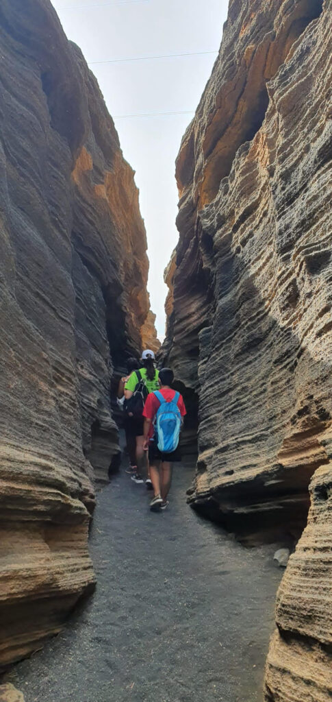 las grietas con niños