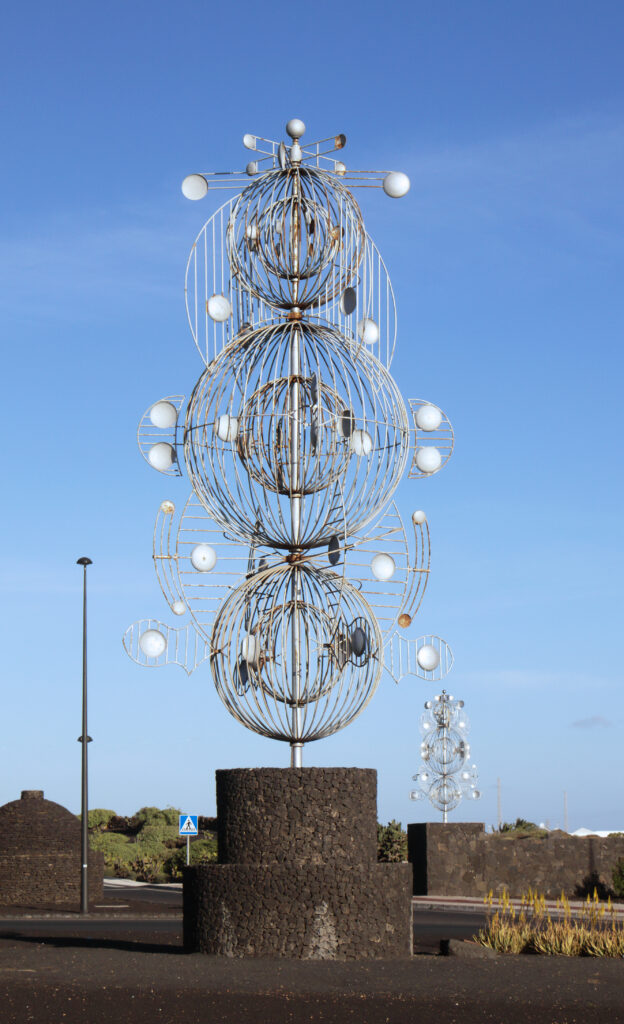 escultura cinetica tahiche