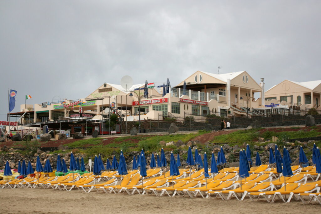 servicios en playa dorada