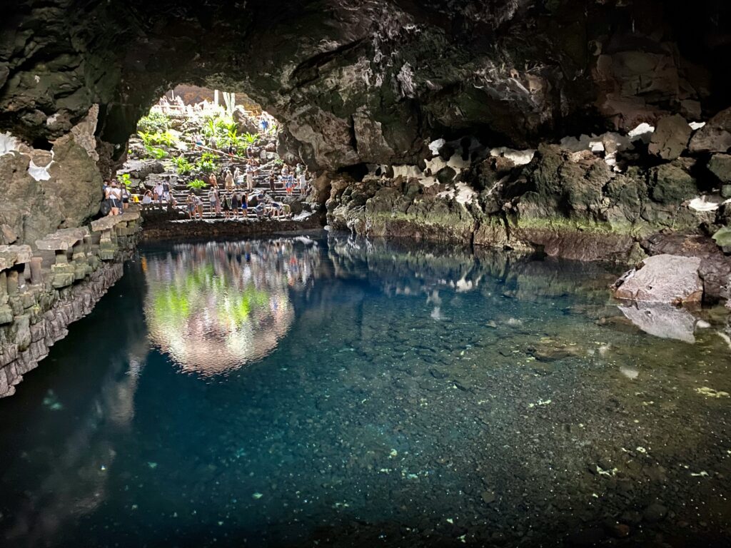 cueva de jameos del agua