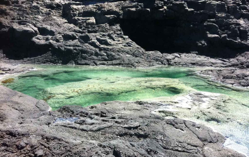 charcas naturales verdes en lanzarote
