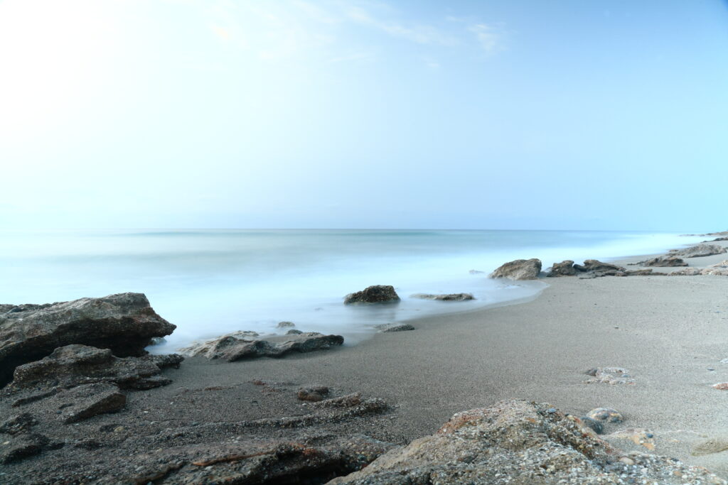 amanecer en la playa de mojacar