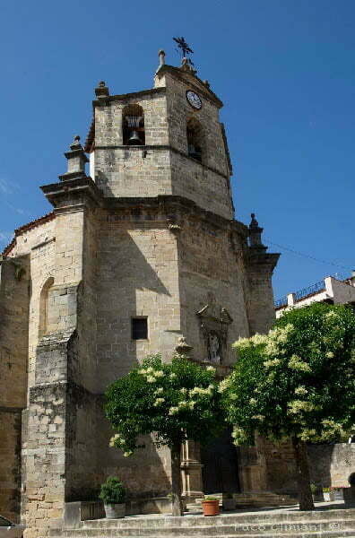 iglesia parroquial de El Salvador en fuentespalda